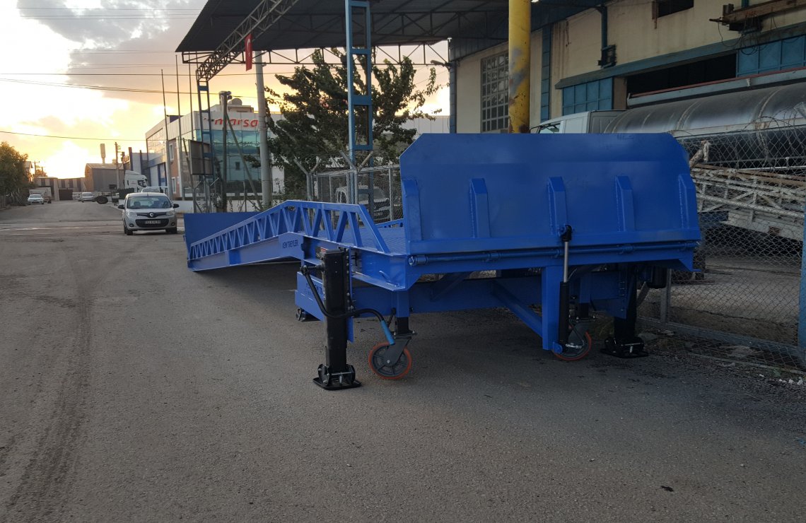 FORKLİF YÜKLEME RAMPASI